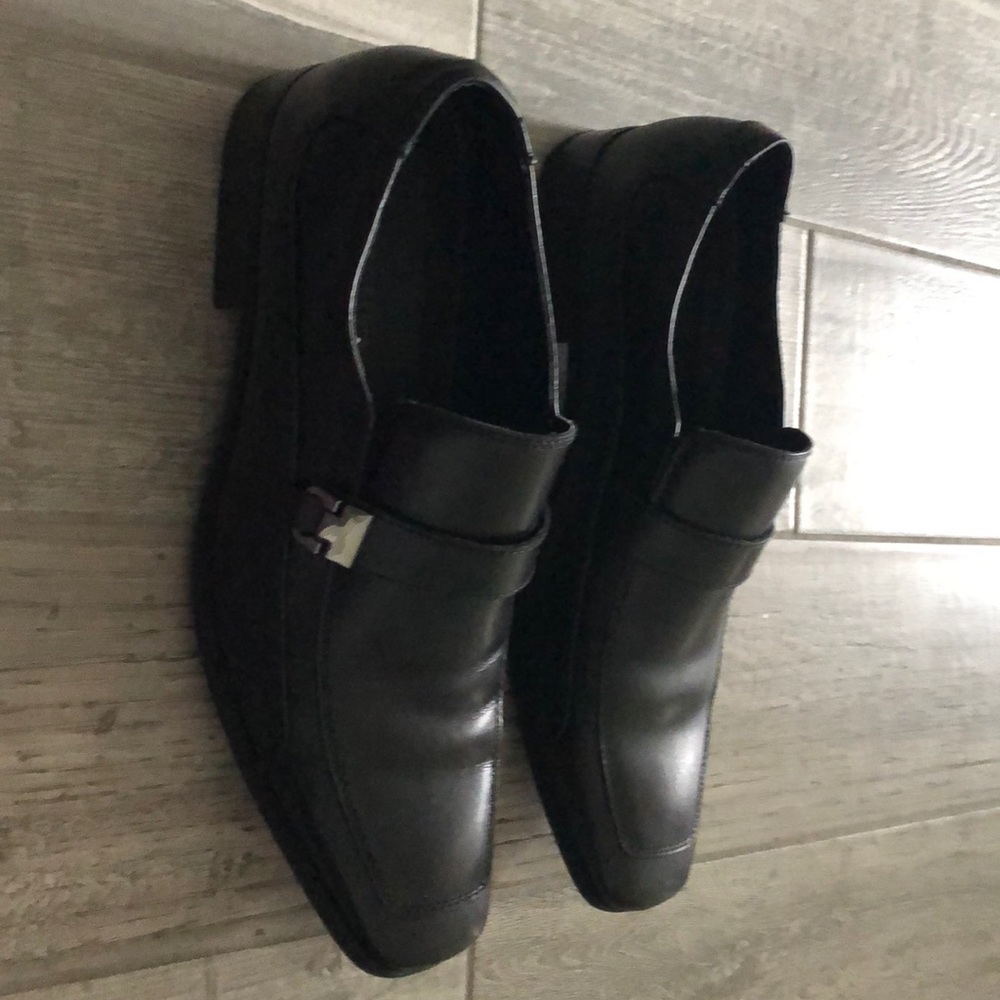 Brand new Perry Ellis Shoes